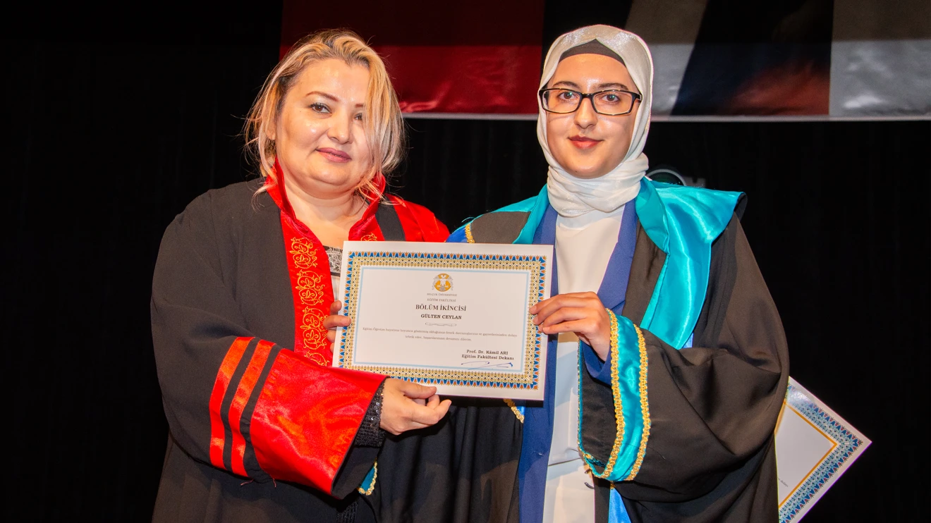 Selçuk Üniversitesi Eğitim Fakültesi Mezuniyet Töreni yapıldı